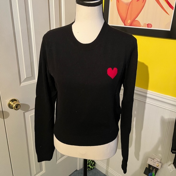 Small Heart Sweater Graphic Top Knot Long Sleeve Sleeves Sunday Best - Picture 2 of 4